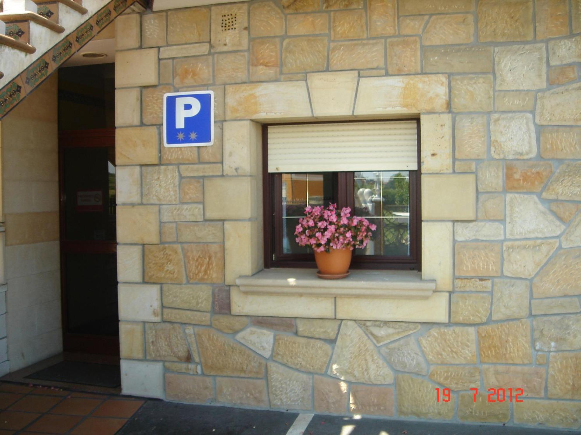 Residencial Santamaria Hotel Sancibrian Ngoại thất bức ảnh
